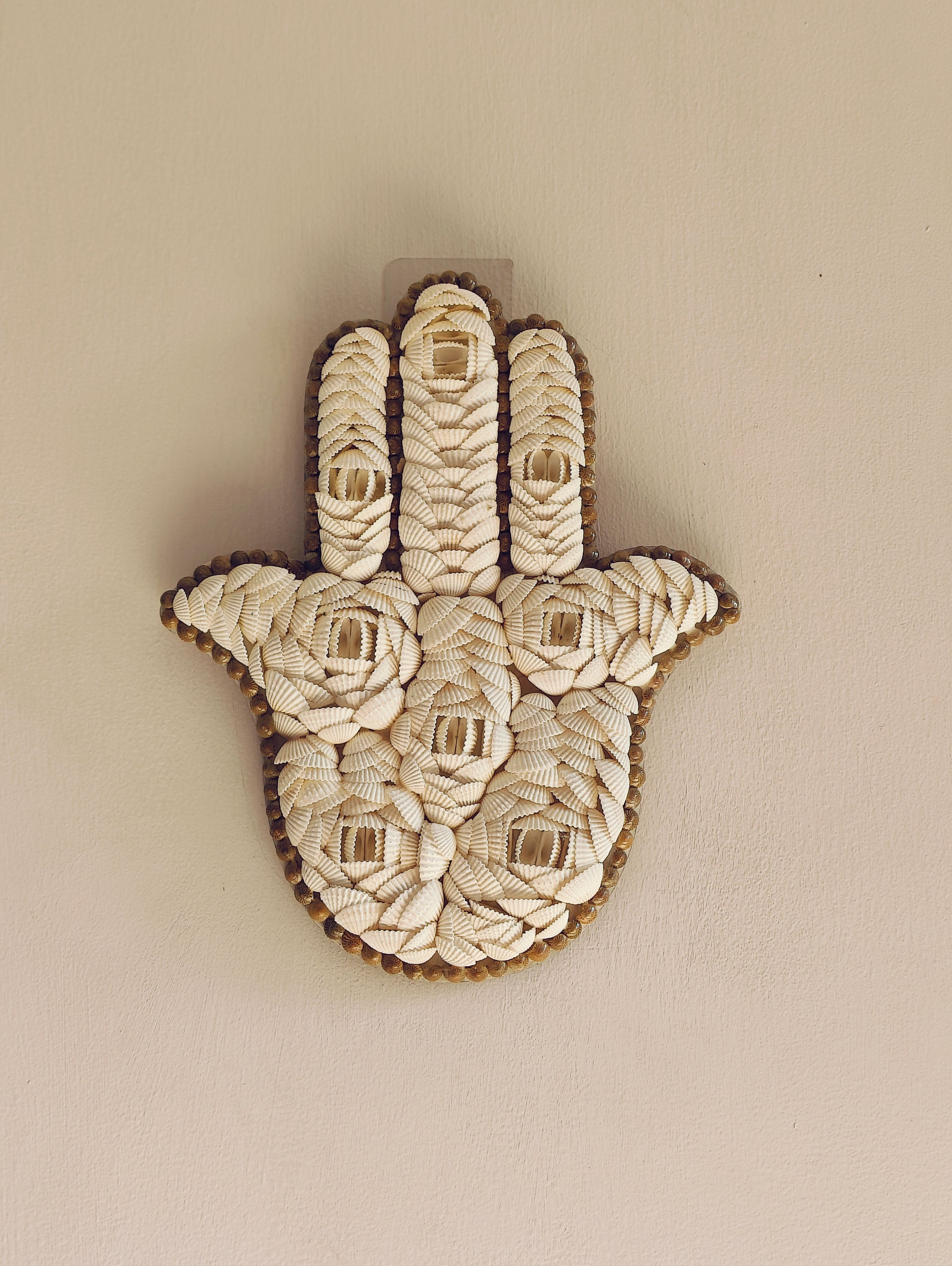 Handmade Decorative Seashell Hamsa Wall Hanging – Boho Home Decor - Shellkrafts