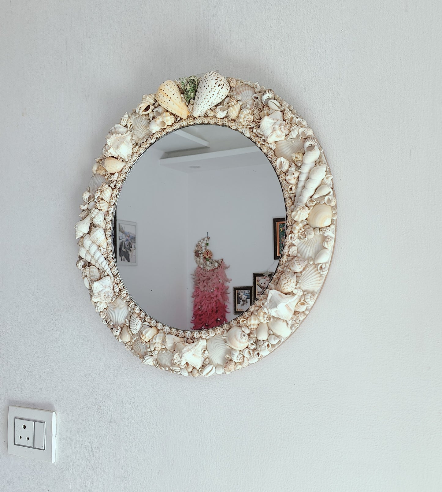 Handcrafted Seashell Round Mirror – Coastal Nautical Wall Décor 17inch