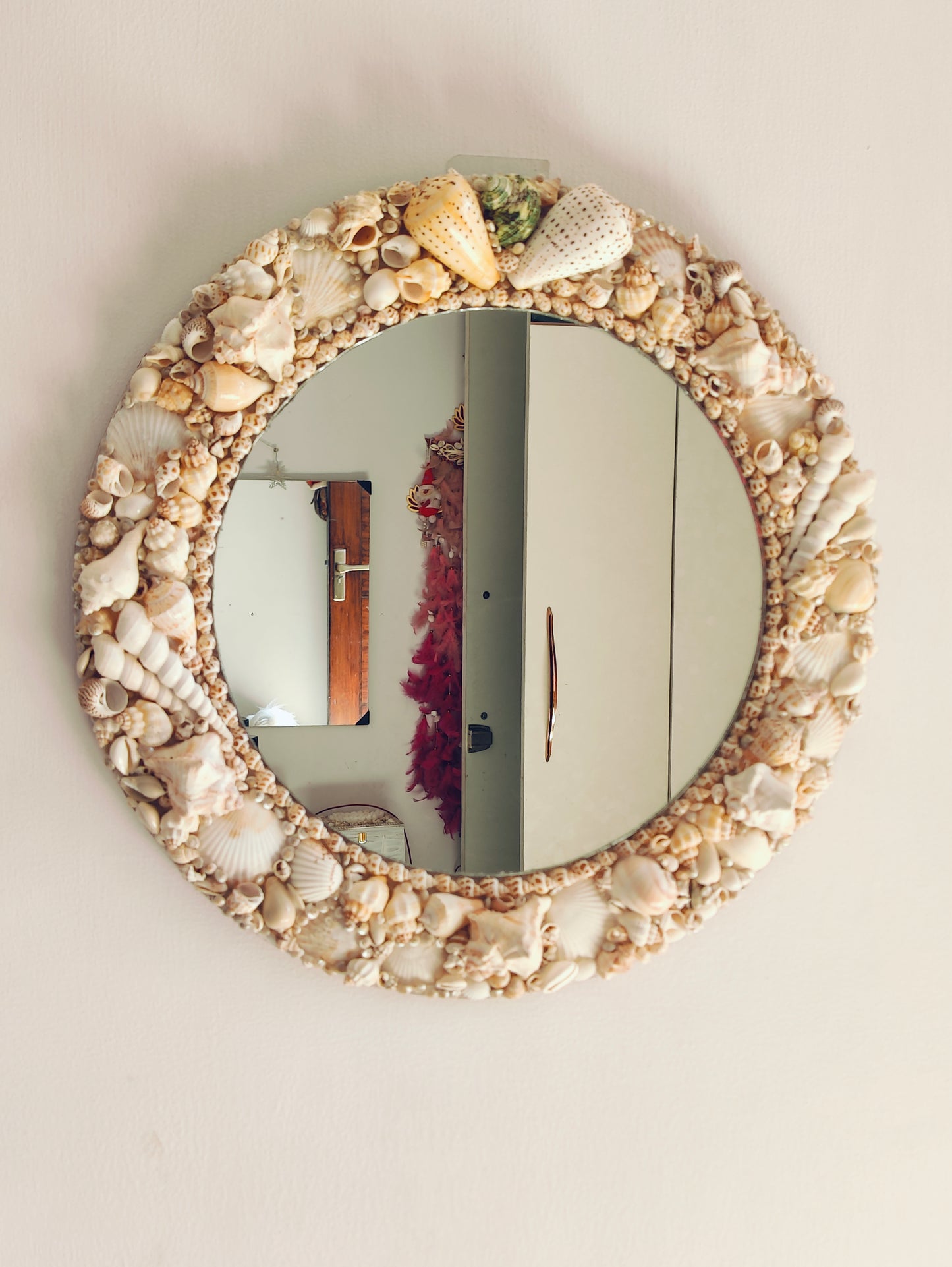 Handcrafted Seashell Round Mirror – Coastal Nautical Wall Décor 17inch