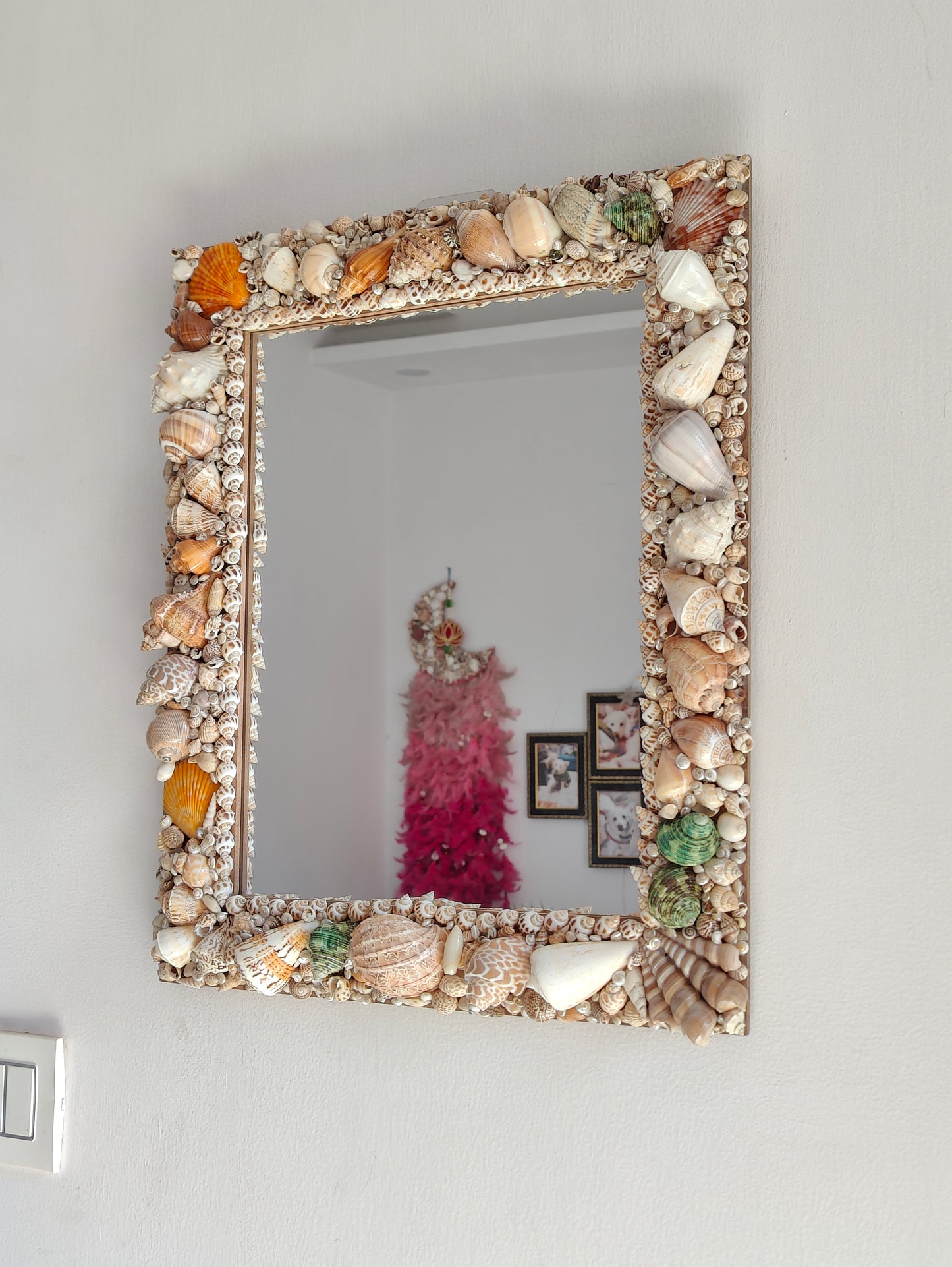 Handcrafted Square Seashell Mirror – Coastal Beach-Inspired Wall Décor 15x19Inch