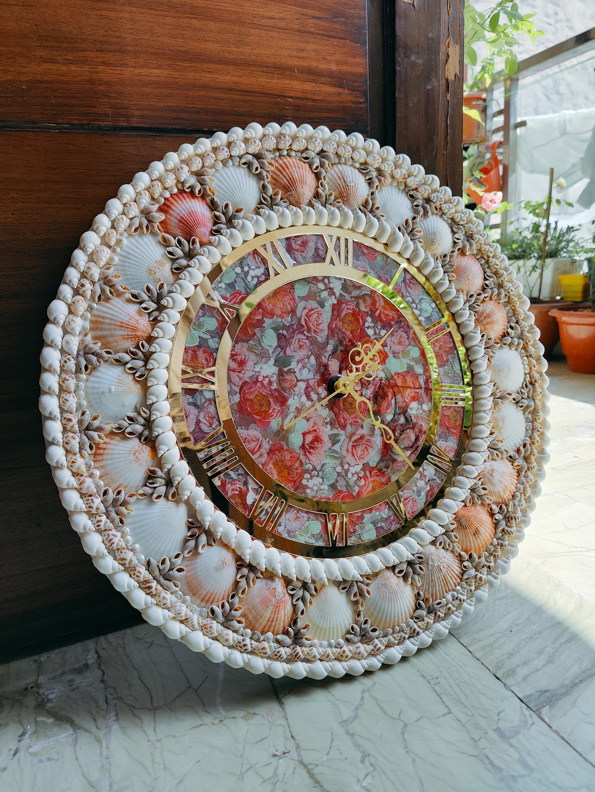 Handcrafted Seashell Wall Clock – Elegant Ocean-Themed Home Decor 19inch - Shellkrafts