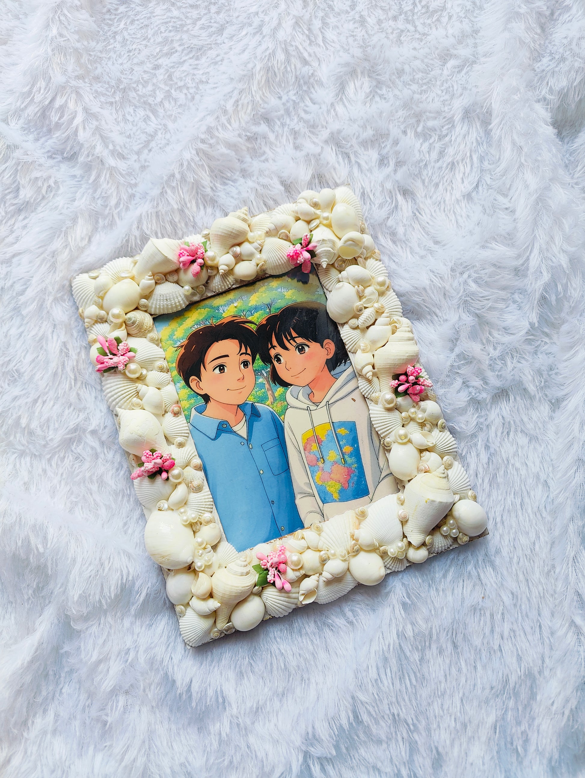 Handcrafted Seashell Ghibli Photo Frames – Coastal-Themed Home & Gift Décor - Shellkrafts