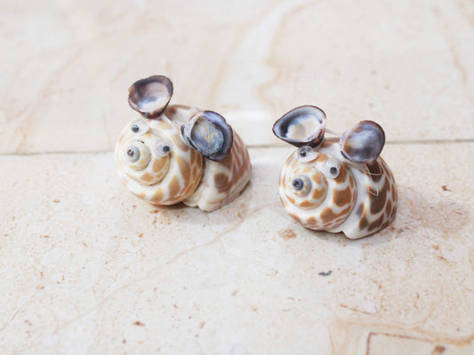 Adorable Sea Shell Mouse Figurines - Shellkrafts