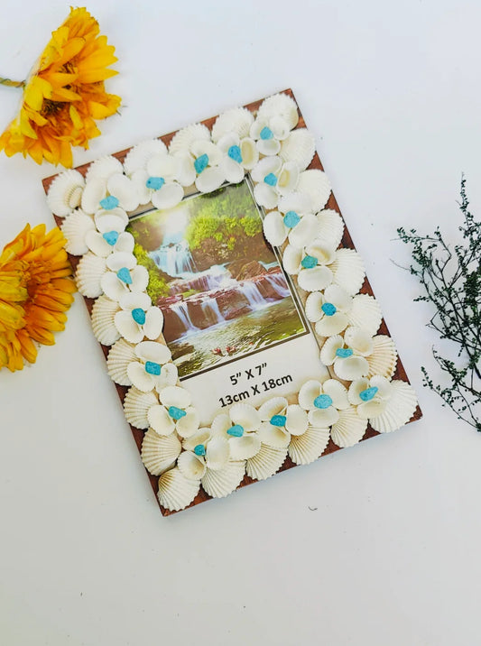 Shellkrafts Sea shell photo Frame 7x9 inch - Shellkrafts