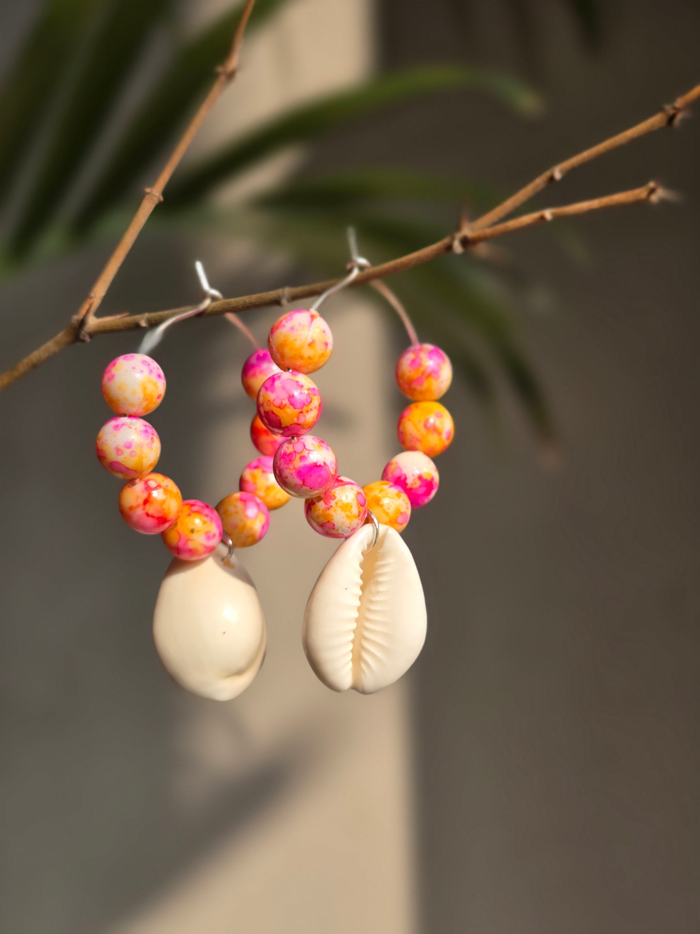 Pink beads Shell Hoop Earrings